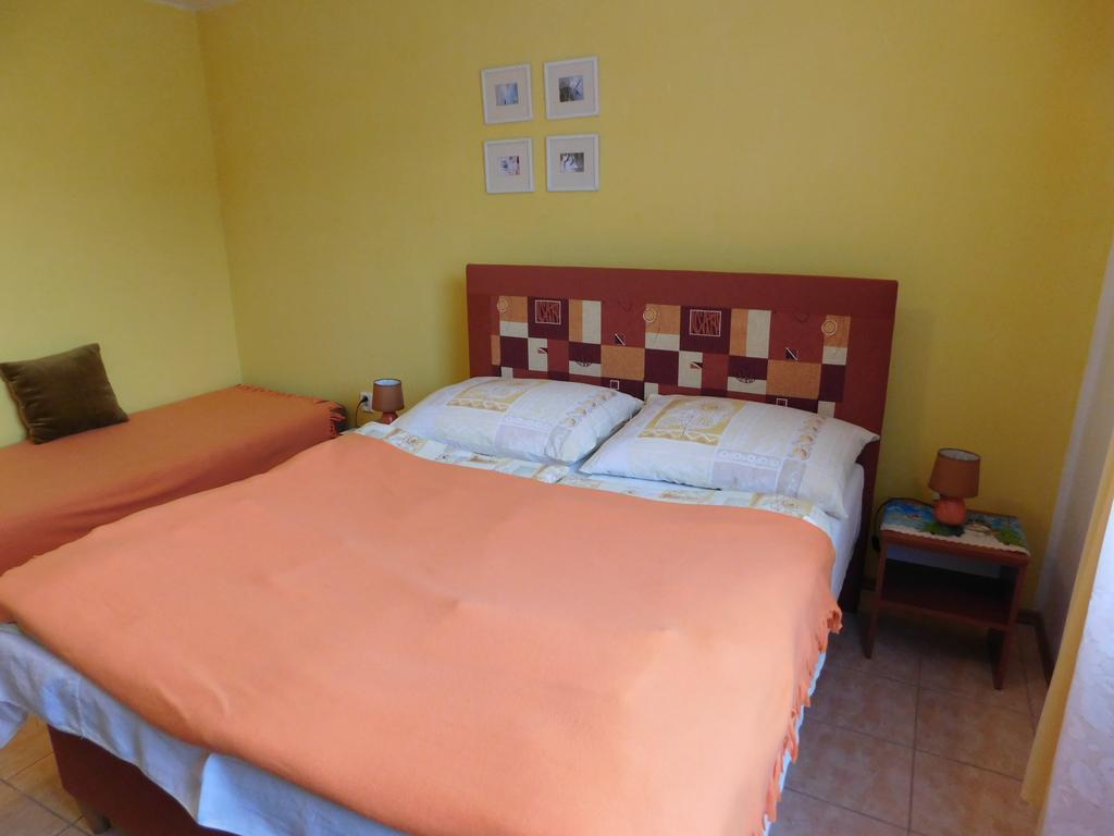 Apartmany Tania Zavazna Poruba Bilik gambar