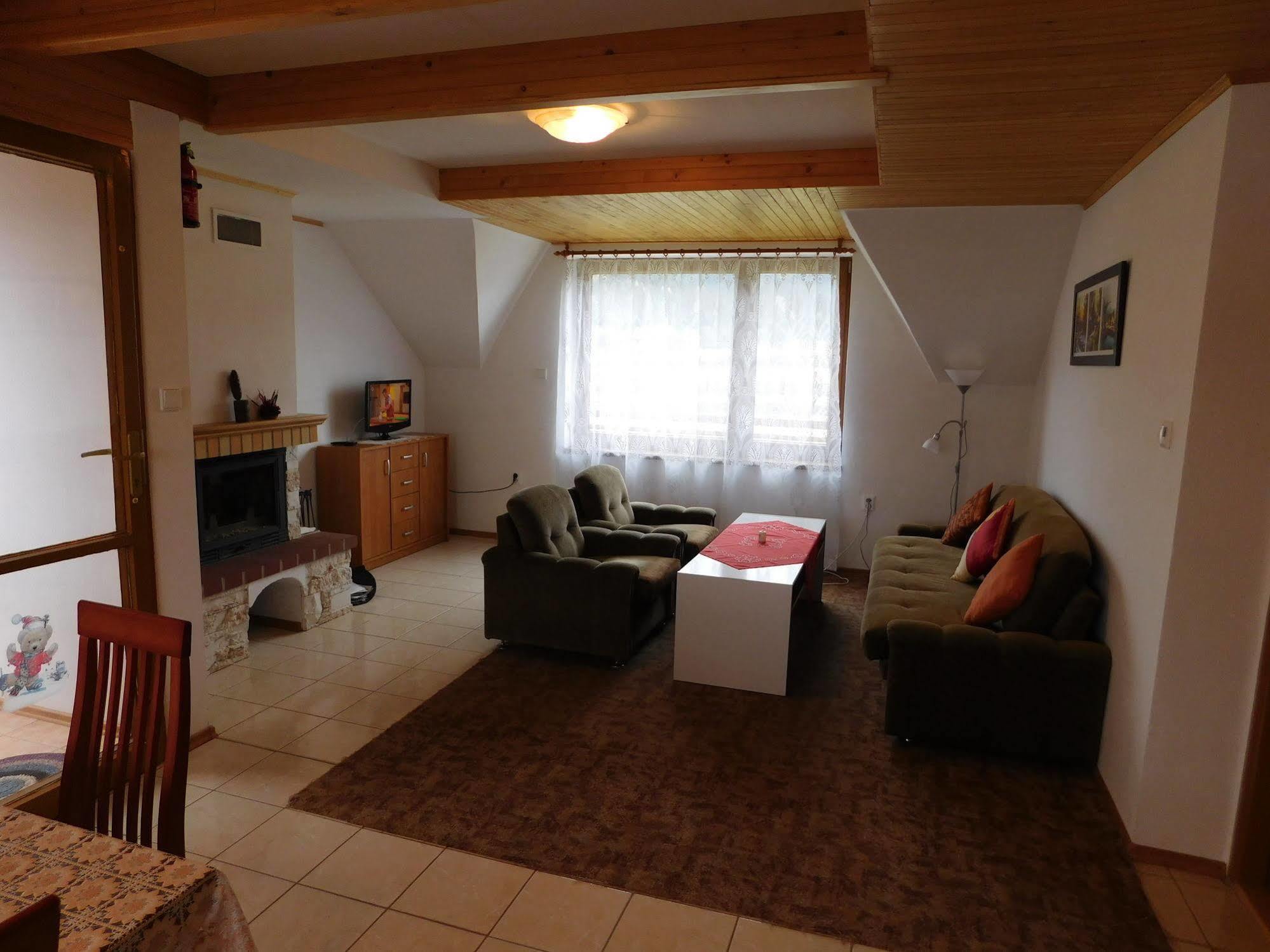 Apartmany Tania Zavazna Poruba Luaran gambar