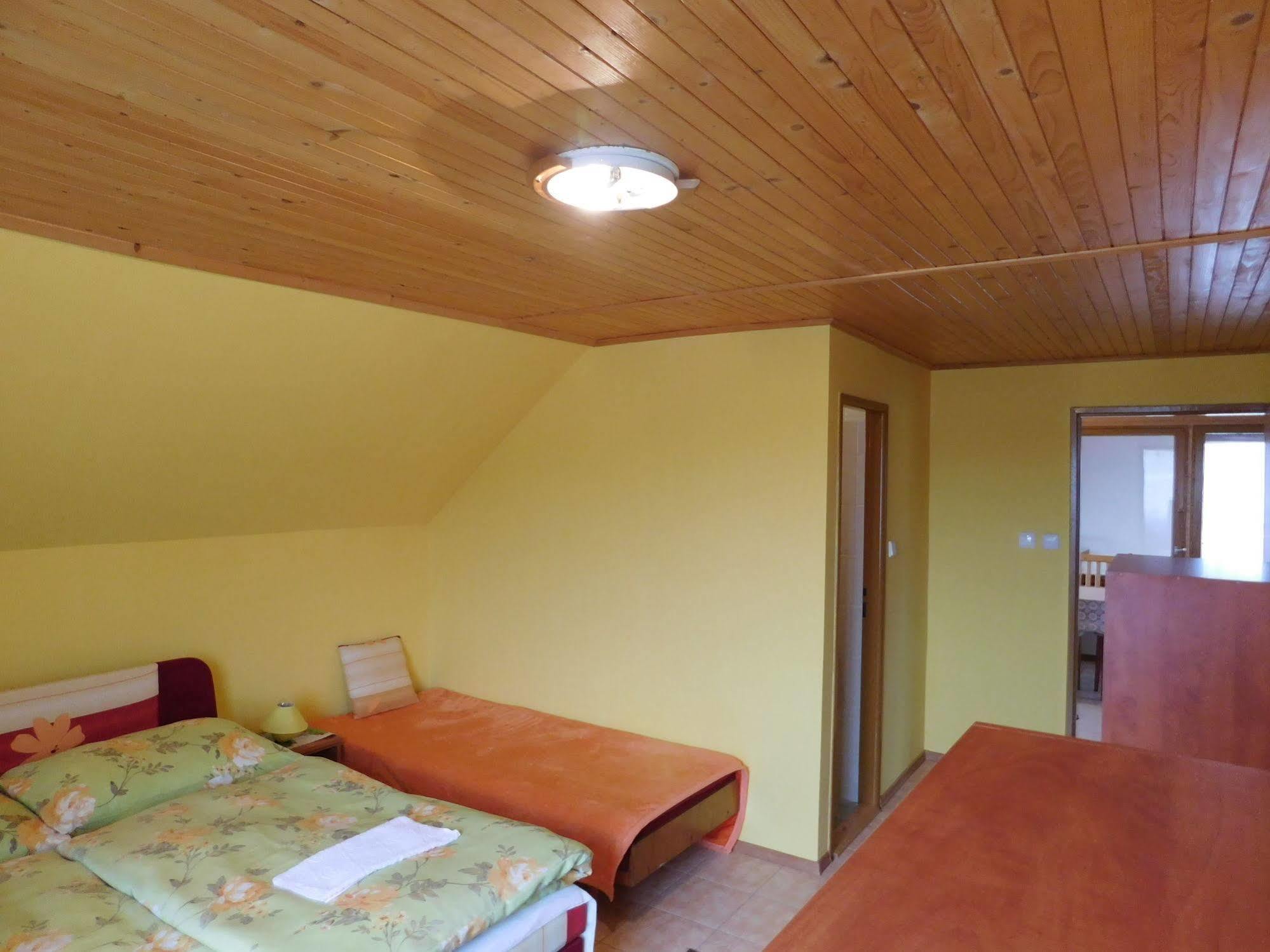 Apartmany Tania Zavazna Poruba Luaran gambar